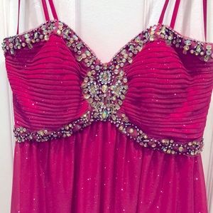 Ellie Mackenzie Formal/prom/pageant dress - strapless, fusha, never been altered